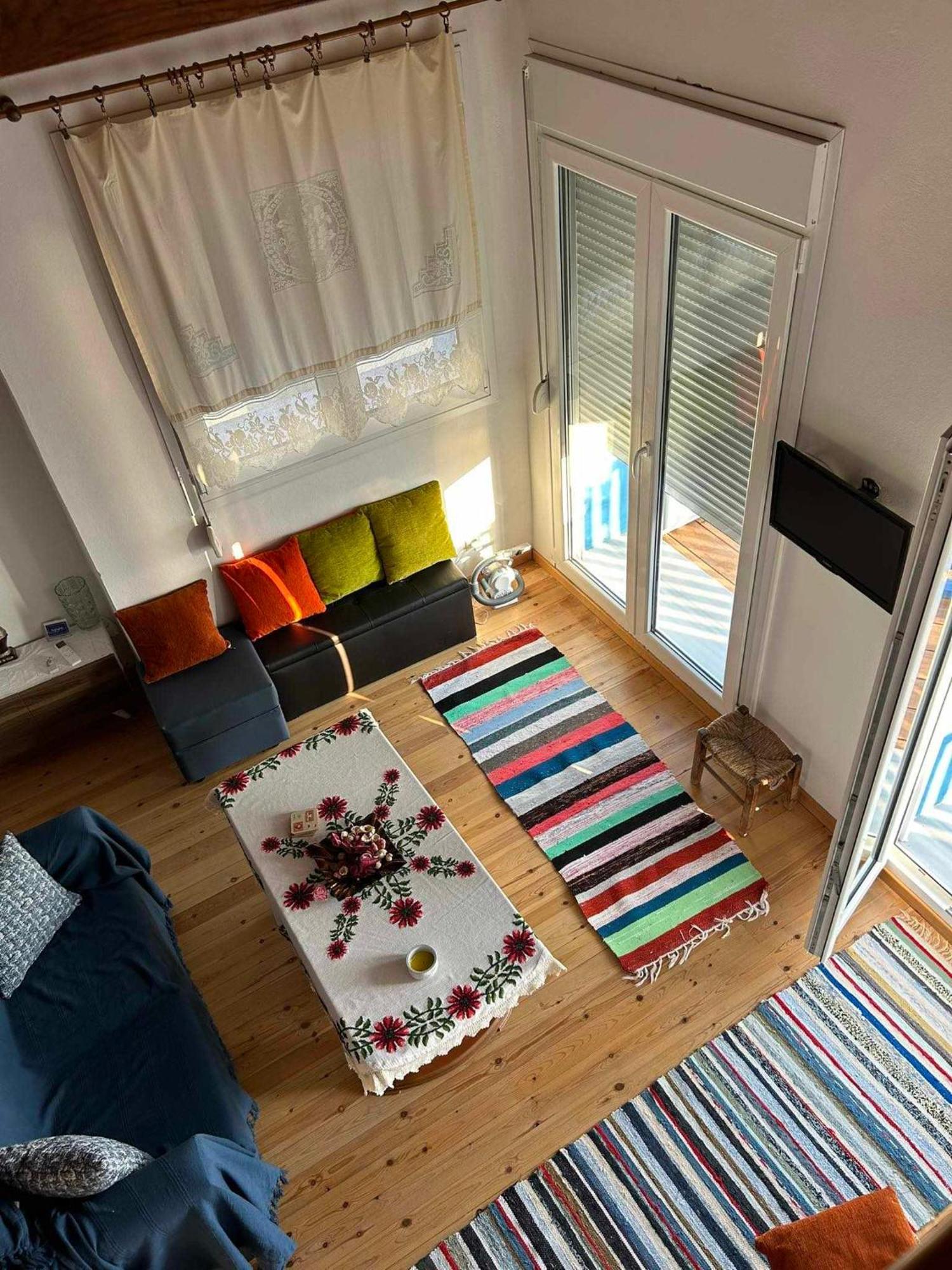 Avgoustina'S Home Glossa Eksteriør bilde